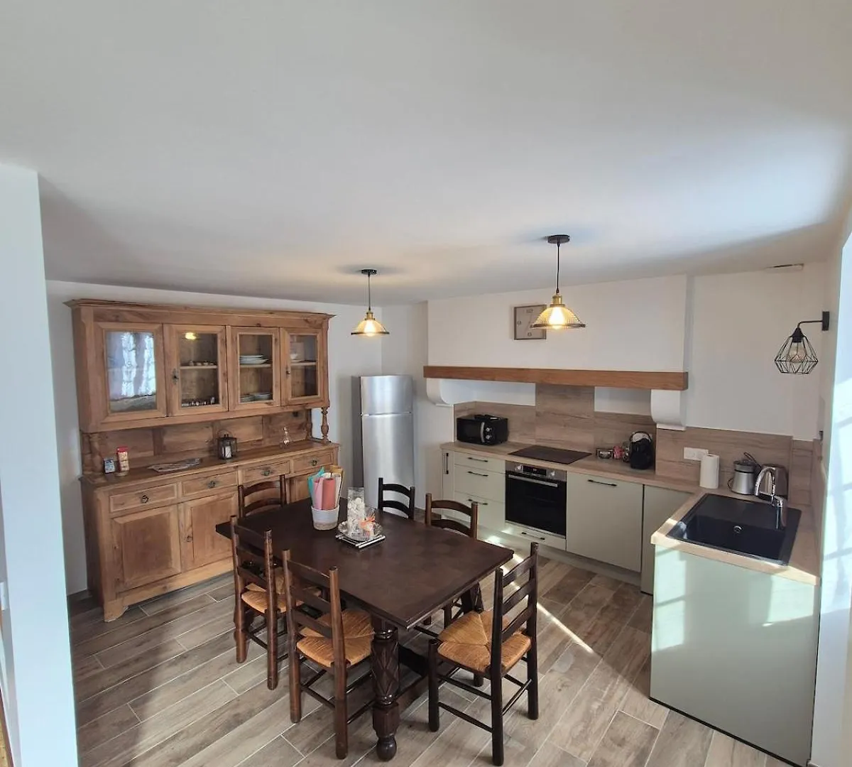 Maison De Village Renovee Luz-Saint-Sauveur