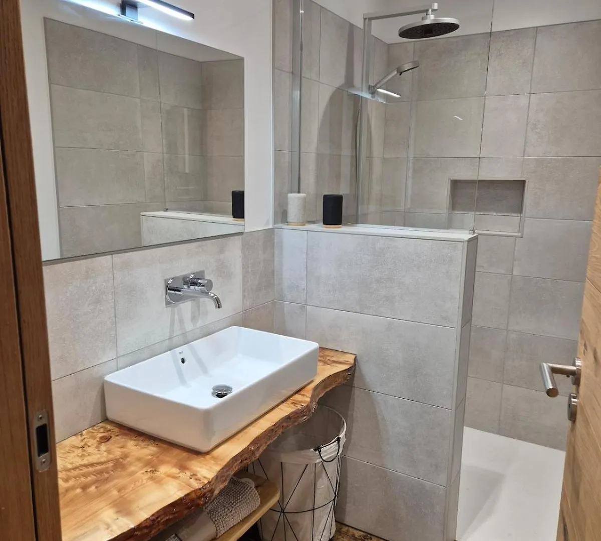 Maison De Village Renovee Luz-Saint-Sauveur Vakantiehuis